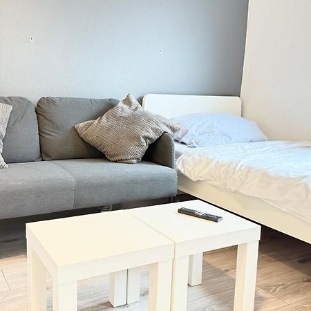Apartments Im Herzen Von Neumuenster Innenstadt & Hbf Fusslaeufig, Mit Privatparkplatz Eksteriør billede