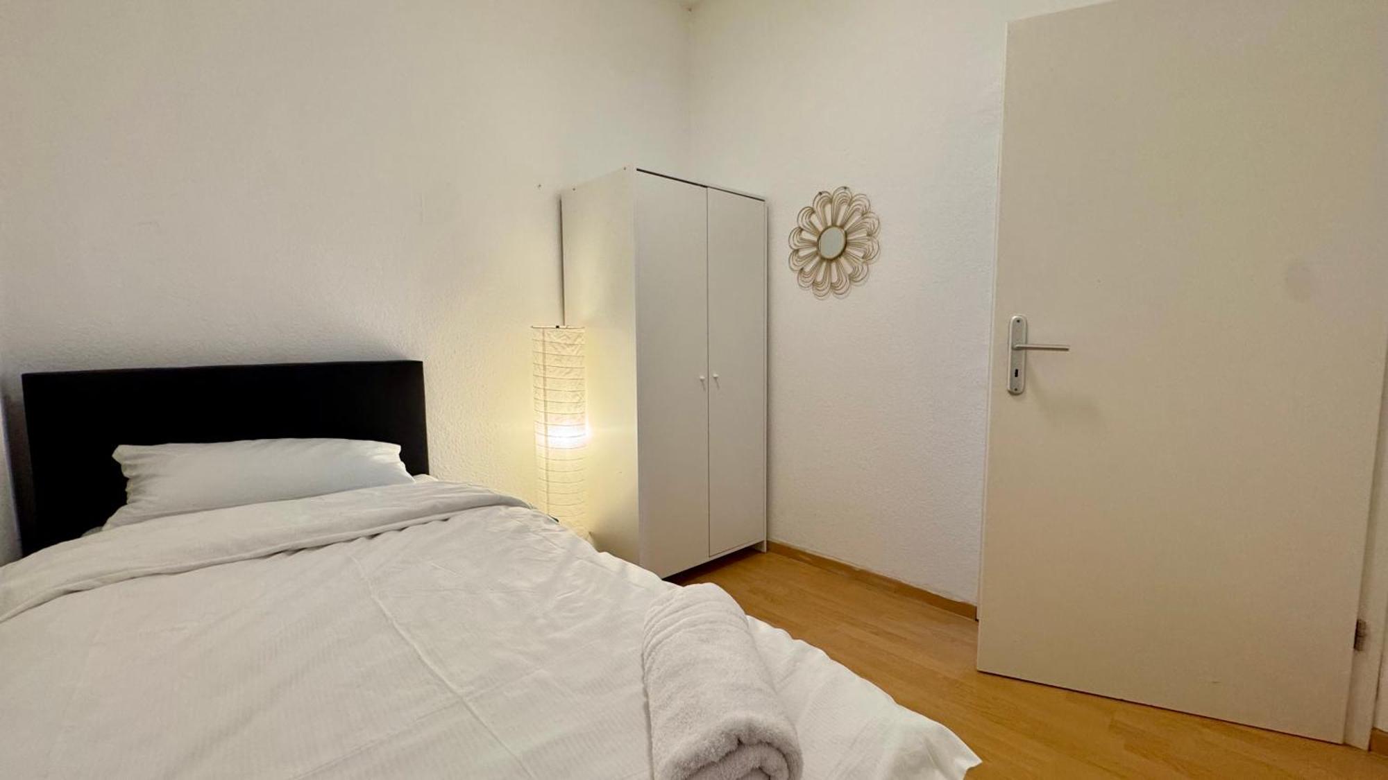 Apartments Im Herzen Von Neumuenster Innenstadt & Hbf Fusslaeufig, Mit Privatparkplatz Eksteriør billede