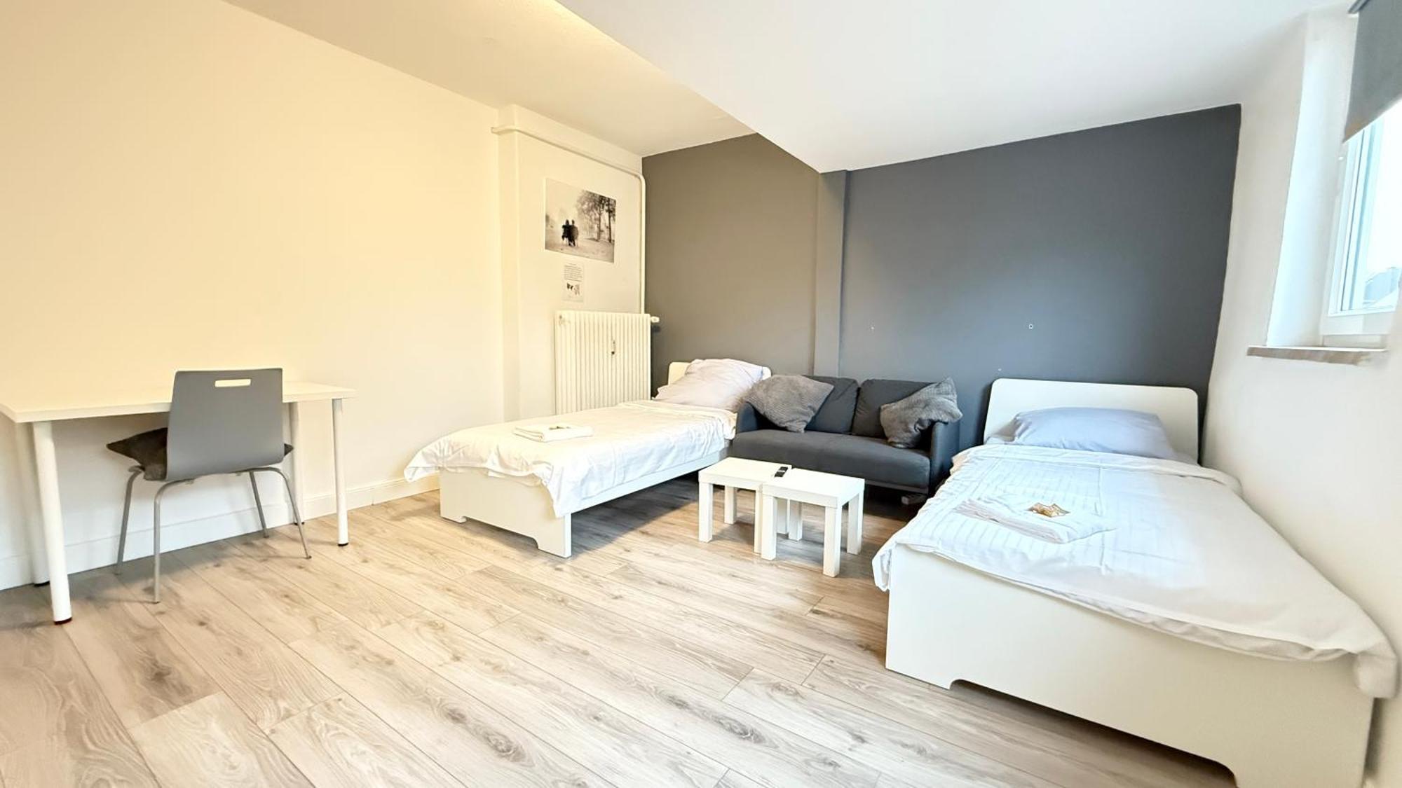 Apartments Im Herzen Von Neumuenster Innenstadt & Hbf Fusslaeufig, Mit Privatparkplatz Eksteriør billede